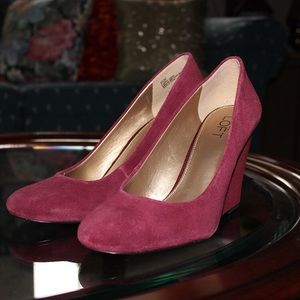 Loft Suede Wedge Heels in Wine Rose Color